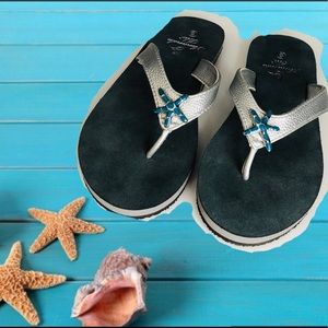 Amanda Blu Sandals w/ starfish emblem, women’s 6